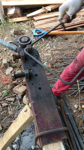 the way to make stirrups for beam and column.