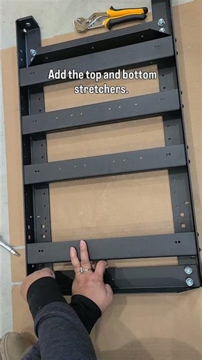 Assembling 1st set of Rockler Rock Steady stand