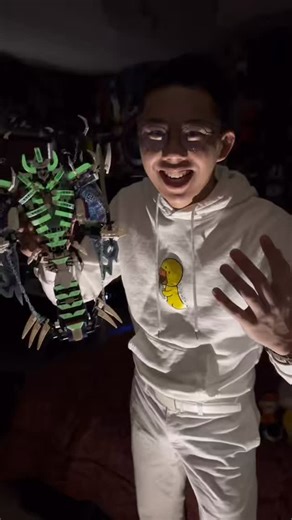 🐥DuckBricks🐥 | These #LEGO #Minifigs and Sets GLOW IN THE DARK! 😱👻 #afol #legocollection #glowinthedark | Instagram