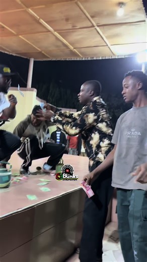 Fancy Gadam Surprises Zolah Hood on Stage with Cash