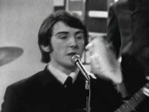 THE MOODY BLUES(LIVE VIDEO)- "GO NOW" (LYRICS)
