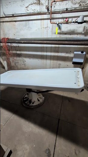 embalming table