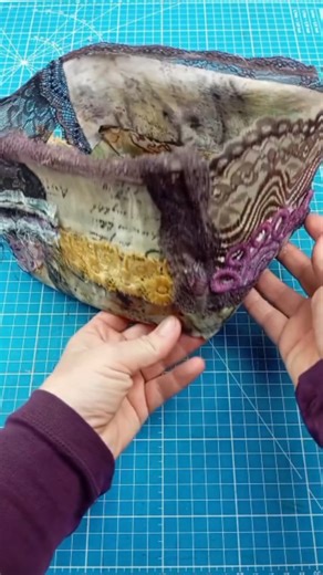 Giogio Craft on Instagram: "No sew fabric leftovers basket In my to-do-list just for 3 years! I've been inspired to try this technique beautifully explained by @alteredstatesstudio in 2022. You can find the full tutorial in her website. Never too late to try new things 🤩 #fabricbasket #fabricscraps"