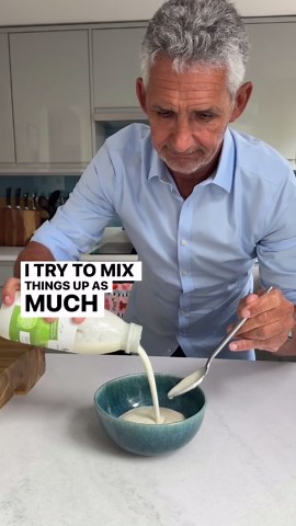 Tim Spector MSC FRCP MD FRSB OBE on Instagram: "One of the questions I’m asked most often is what do I actually eat? I recently showed you two methods for making your own kefir: using kefir grains and using store-bought kefir, check out my previous reels for the tutorials. I promised I’d show you my favourite way to use kefir and here it is, my go-to gut health breakfast. It’s quick, easy and packed with plants and probiotics for my gut health. A simple mix of yogurt, kefir, berries and as many 