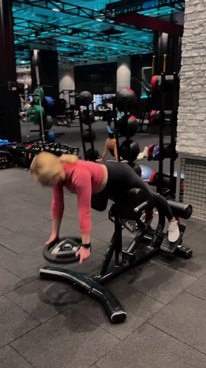 Abs training 🔥 #motivation #power #girlspower #girlscandoittoo #sport #hot #gym #abs