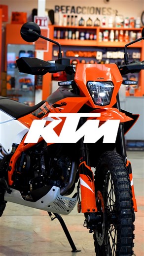 La KTM 390 ENDURO R 2025 está aquí… ¡y no viene sola! 💥 También llegaron las KTM ADVENTURE 390 X y R 2025, listas para llevarte a donde nadie más llega. 🏍️💨 Potencia, control y ese espíritu Ready To Race que solo KTM puede darte. ¡Ven a conocerlas todas, TODOOOO en Moto 3 Zapopan! 😎🔥 📍 Moto 3 Zapopan Av. San Ignacio 469-B, Col. Don Bosco Vallarta, C.P. 45049, Zapopan, Jalisco 📲 WhatsApp: wa.me/523322048787 Tel. Ventas: 52 33 2204 8787 #Moto3MX #KTM2025 #390EnduroR #Adventure390 #ReadyToRa