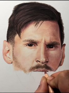 Drawing Lionel Messi: Hyper realistic football portrait