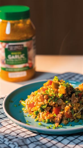 😋 Are you craving something easy, quick, and delicious? This Tuna Fried Rice recipe is perfect for lunch or dinner. Click here for more recipes https://ow.ly/CHYf50X9wnZ Here are the ingredients 👇 -White rice -Member's Selection Tuna with Vegetables -A White onion -Red or green bell pepper -Member's Selection minced garlic -Soy sauce (optional) -Salt and pepper | PriceSmart Jamaica