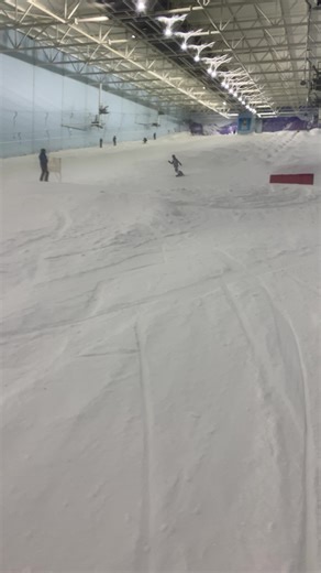 Snowboarding Fails: Unexpected Moments on the Slopes