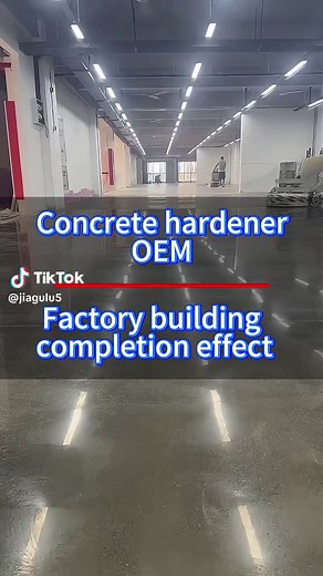 Concrete hardener can enhance the hardness, wear resistance, compressive strength, dust-proof property and water resistance of concrete. At the same time, it can also solve the problem of sanding and dusting on concrete floors. #Concrete hardener #Concrete densifier #Concrete polishing #Concrete grinding #Polishing #Concrete densifier #Garage floor #Polish the floor #Concrete accelerator #Ceramic tile flooring #Lithium-based liquid hardener #Ground surface sanding treatment #Floor processing #Ce