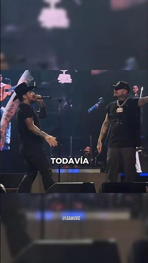 Gera MX surprises everyone at the Telmex, singing bottle after bottle alongside Nodal