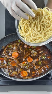 Un famoso chef chino me enseñó a hacer una pasta tan deliciosa | Top cocina