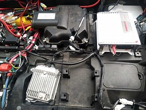 Diagnostic port connector