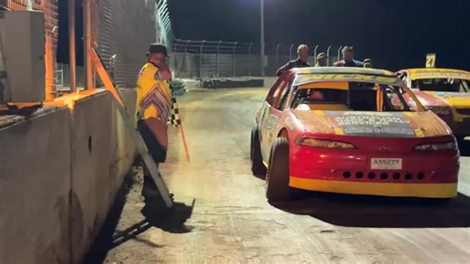 Speedway Sedans NSW on Reels