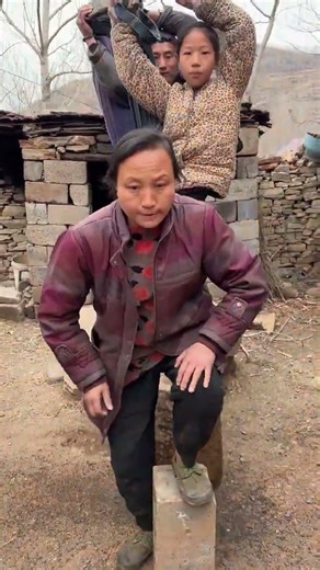 Incredible Village Kung-Fu & Flexibility Skills! 🦵✨