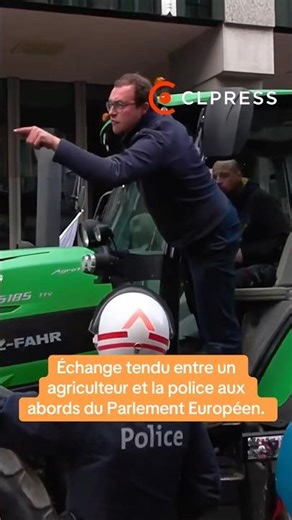 "Nous frapper comme des c***" : cet agriculteur s'énerve contre les policiers belges à Bruxelles