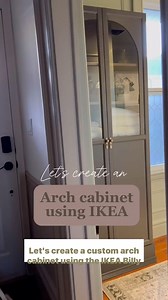 📚 IKEA Billy Bookcase Arch Cabinet Hack ⚒️ @samanthamariehome has transformed a simple IKEA BILLY cabinet into an elegant, arched bookcase cabinet that beautifully enhances her living room. 🌟📚 Take a moment to check out her tutorial to see just how you can recreate this stylish update in your own home. We hope her guide provides you with great insights and inspires your next project! If you have any questions, feel free to ask. @samanthamariehome is always delighted to help! 🫶🏻 #IKEAHack #A