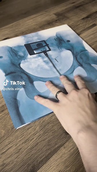 Chris’ Records (@chris.vinyl)’s videos with Shapeshifter - Lorde