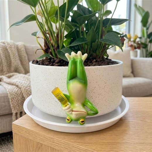 Upside Down Frog Resin Figurine,frog Pot Hanger,whimsical Frog Statue Decor,pond Decoration,yard Art,unique Desk Decor,outdoor Garden Statue - Etsy