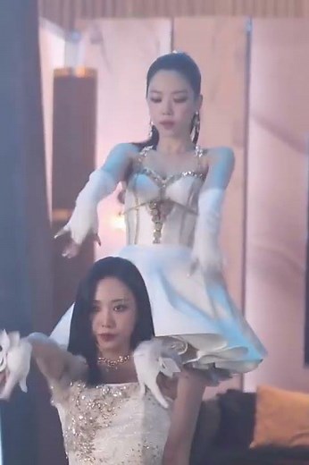 Apink Naeun Dancing Dilemma 4K