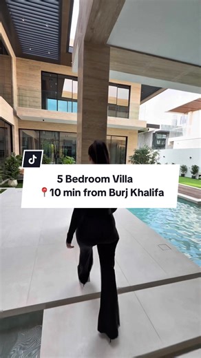 Luxury 5 Bedroom Villa Near Burj Khalifa