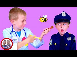 Bee in the ear! | Doctor set toys | Mike and Jake pretend play | Doctor kit डॉक्टर सेट العاب دكتور