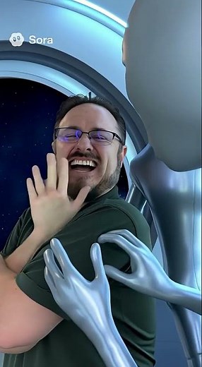 Aliens tickle fight!