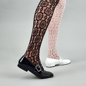 25 reactions · 3 comments | Riding baby blue @bemybabydanni Our sweet Prudence's are www.modshoes.co.uk #modshoes #60sfashion #60s #meandmymodshoes #vespagirl #classicscooter #modgirl #vespa #scootergirl #modsubculture #classicvespa #vespaclassic #smallframevespa #60sstyledress | Mod Shoes | Facebook