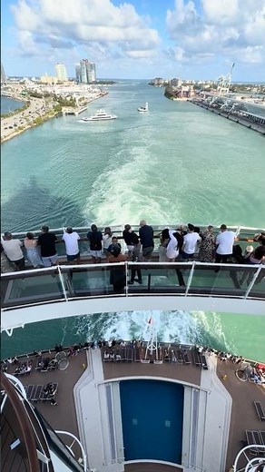 MSC Seaside cruising out of Miami