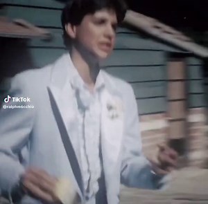 #DANIELLARUSSO ★ shh wdym its offbeat 😓😓 #thekaratekid2 #thekaratekid #ralphmacchio #ralphmacchioedit #daniellarussoedit #80s #fyp #vsp #edit #thekaratekid1984 #ralphm6cchio