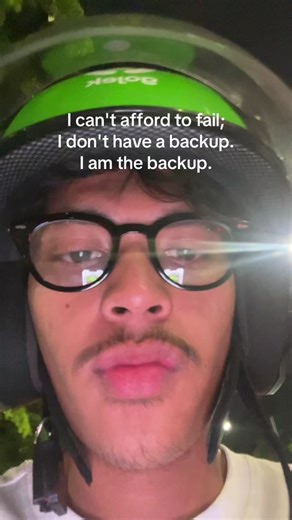 got only me and thats all… what a sentence to hear and said from @๋࣭ ⭑⚝ ceia ᯓ★