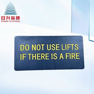 [Hot Item] High-Quality Custom Metal Nameplate Metal Barcode Tags