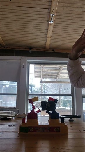 Big Dummy and Face have a Penguin Battle... WOW, this is tough.. LOL. Gotta See