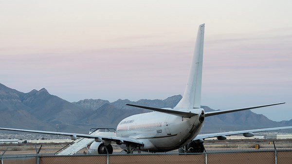 Audio captures Southwest pilot's reaction to El Paso airport closure