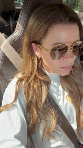 Dr Kristy Kostalas : GP and Cosmetic Doctor on Instagram: "You tagged me, I bought it! I trialled the UV smock from @sunsmock ! Its an Australian company too 🤍 I’m giving it a firm yes. I’ll be wearing mine! Dr K Ps not a sponsored post! Enjoy. X #cosmeticdoctor #sunsmart"