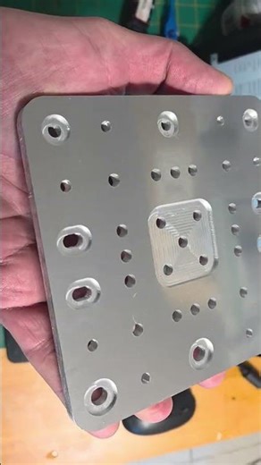 Aluminium gantry plate made on C Beam XL CNC router