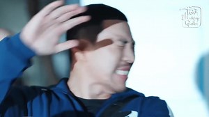 Song Kang và Kim Yoo Jung bùng nổ visual trong phim hài tình cảm mới 🔥🔥 Vừa phát sóng đã leo ngay top 1 Netflix 🔥🔥 Phim lấy đề tài cưới trước yêu sau, xoay quanh câu chuyện về nữ tài phiệt con người và ác quỷ. Ác quỷ sẽ thực hiện những thỏa thuận nguy hiểm cho con người và giữ linh hồn họ làm tài sản thế chấp. Do Do Hee (Kim Yoo Jung) là người thừa kế tương lai của tập đoàn Mirae. Cô có tính cách kiêu ngạo và lạnh lùng. Cô là người nghiện công việc và không tin tưởng bất cứ ai. Do Hee hiện t