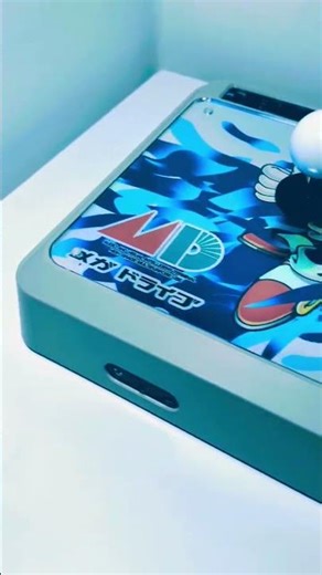 Mayflash F500 Elite mod: Seimitsu 40th Anniversary stick, Sanwa buttons and Holographic print.