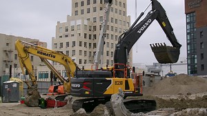 99 Advanced Heavy Equipment Machines Revolutionizing Industry