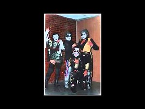 AAA theme song Vatos Locos