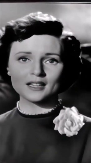 BETTY WHITE SINGS 1954 (PLEASE SUBSCRIBE THANKS 😊)