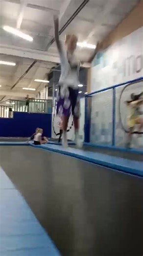 Filmy użytkownika Flipmaster (@flipmaster21) z muzyką original sound - Bike clips