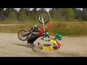 EPIC MOTO MOMENTS & FAILS