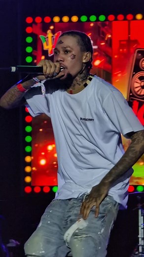 Intence Ignites the Stage at Showdown Event