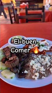 Así se ve el buen #comer con #tasajo #chilaquiles con #birria y unos #huevos divorciados 🤤🔥