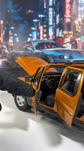 Unboxing the most detailed Ford Explorer model! 📦✨#viral #shorts #diecast #ford #automobile #car