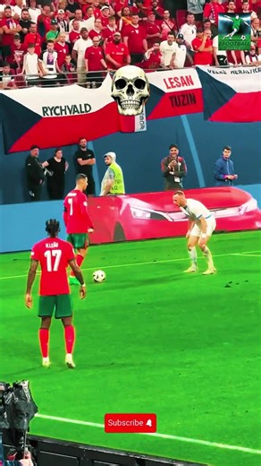cristianoronaldo skill 😎🤷‍♂️#cr7 #cristianoronaldo #portugal #legend #shorts #viral #efootball