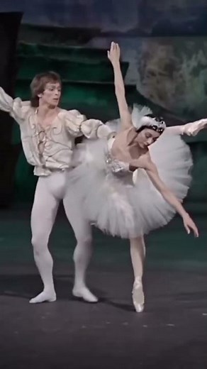 Rudolf Nureyev and Margot Fonteyn