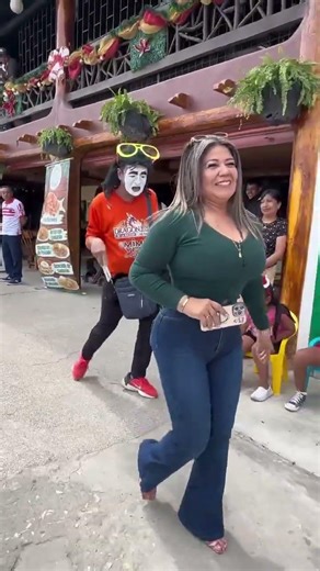 Clown time- Bonus clip at the end