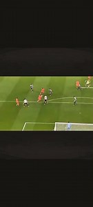 Un but plus que parfait ! 😯